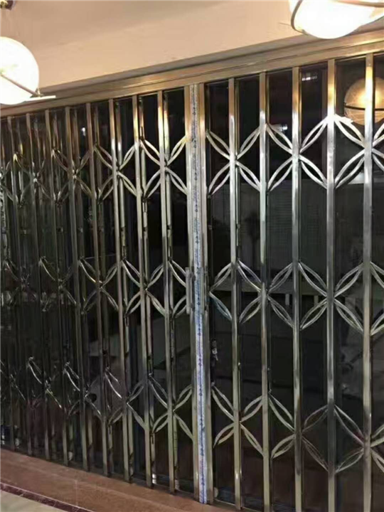 空降门