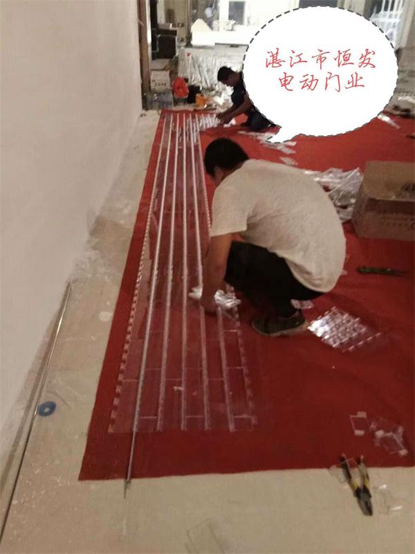 空降门