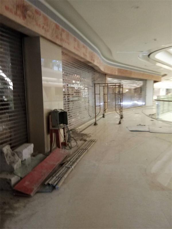  商铺水晶卷闸门案例