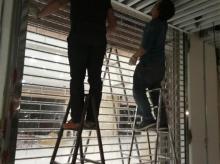  水晶卷帘门安装案例